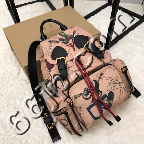 バーバリーバッグ背面デザイン